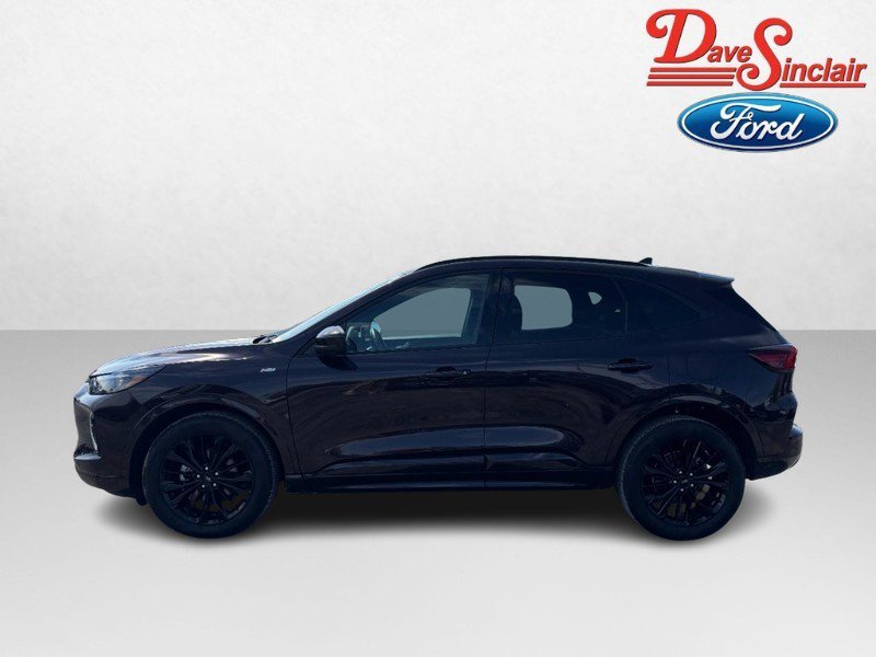 Used 2023 Ford Escape ST-Line Elite image 10