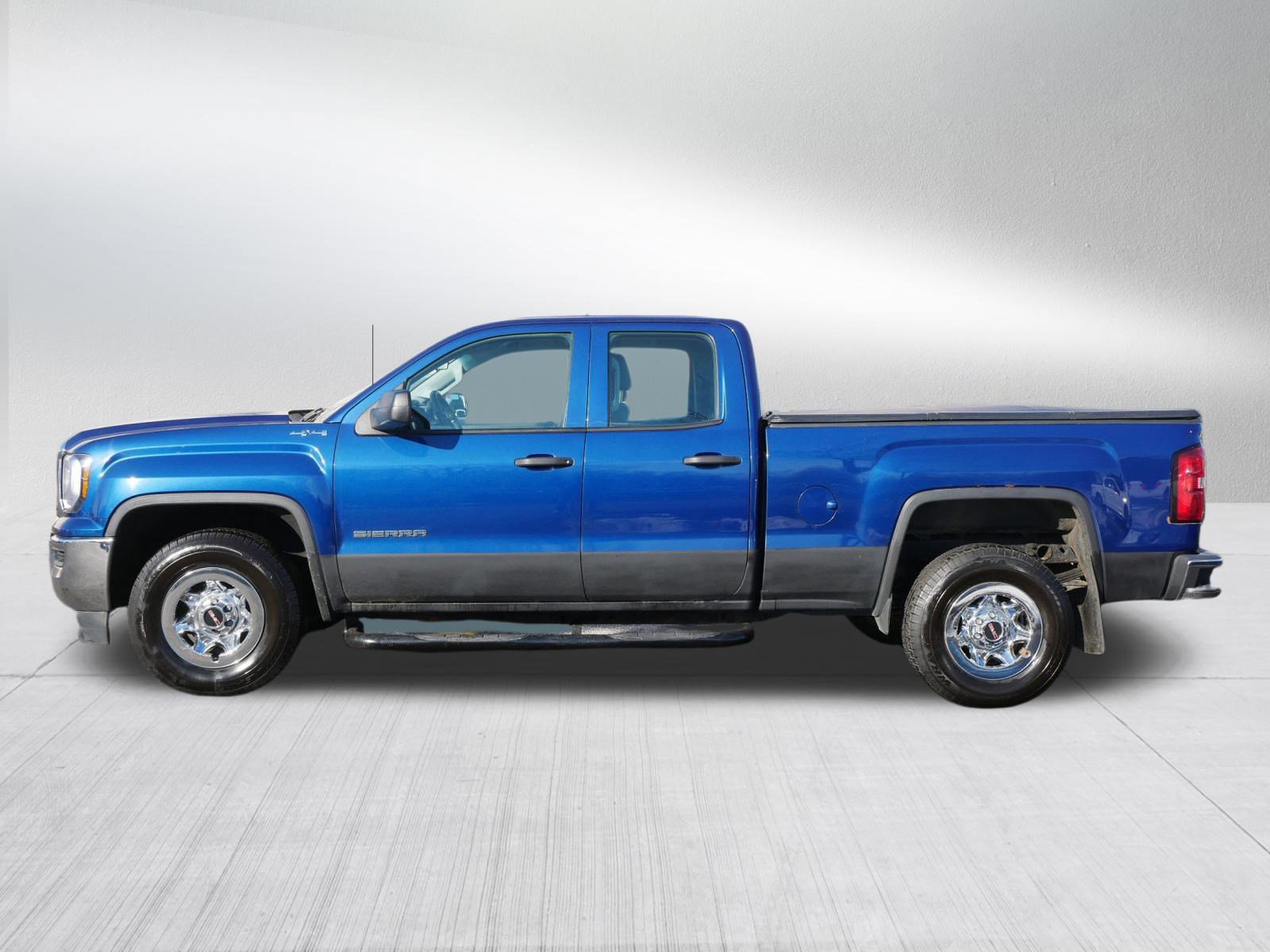 Used 2017 GMC Sierra 1500 4x4 Double Cab image 4