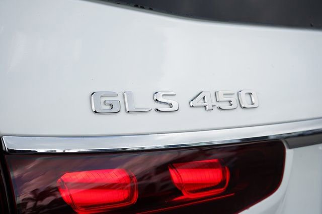 New 2026 Mercedes-Benz GLS 450 4MATIC image 11