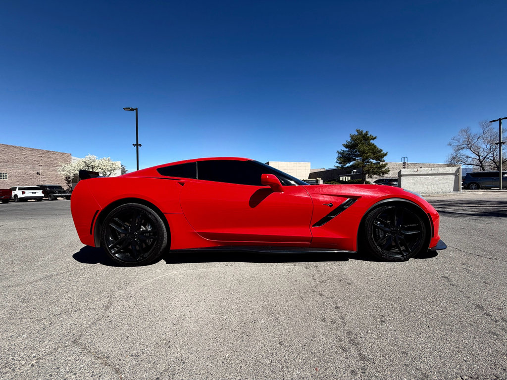 Used 2019 Chevrolet Corvette Stingray Coupe w/ Carbon Flash Badge Package RWD image 5