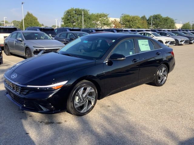 New 2025 Hyundai Elantra Limited
