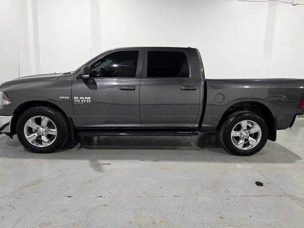 Used 2019 RAM 1500 Classic SLT image 14