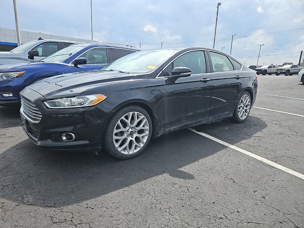 Used 2013 Ford Fusion Titanium w/ Titanium Driver Assist Pkg FWD image 2