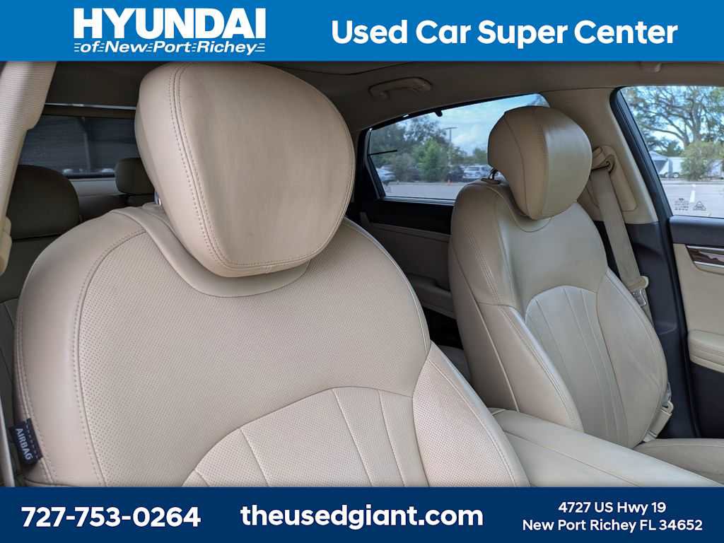 Used 2016 Hyundai Genesis 3.8 w/ Option Group 02 RWD image 6