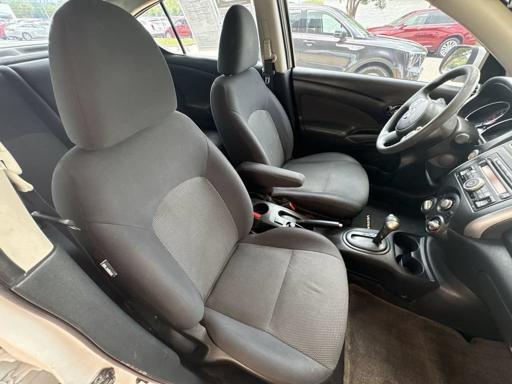 Used 2013 Nissan Versa FWD image 26