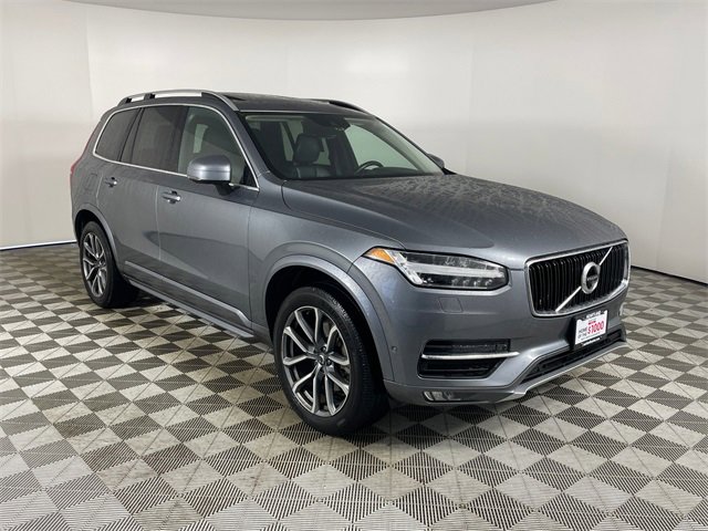 Used 2017 Volvo XC90 T6 Momentum w/ Vision Package image 18