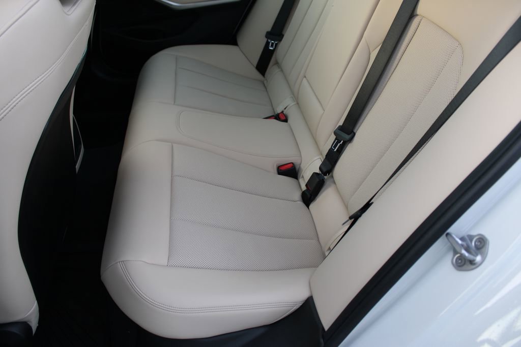 New 2026 BMW 330i xDrive Sedan image 24