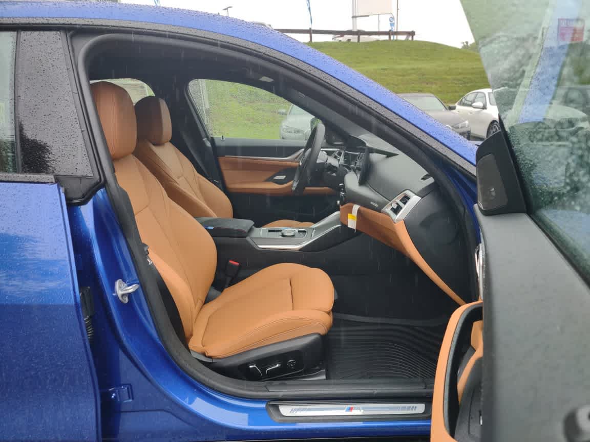 Used 2025 BMW i4 xDrive40i w/ M Sport Package AWD/4WD image 15