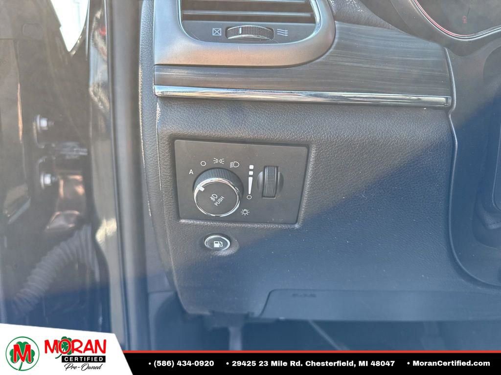 Used 2020 Jeep Grand Cherokee Limited w/ Luxury Group II AWD/4WD image 18