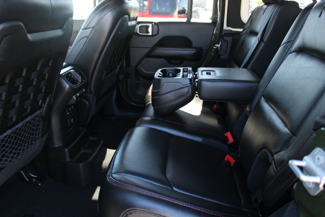 Used 2021 Jeep Wrangler Unlimited Rubicon AWD/4WD image 40