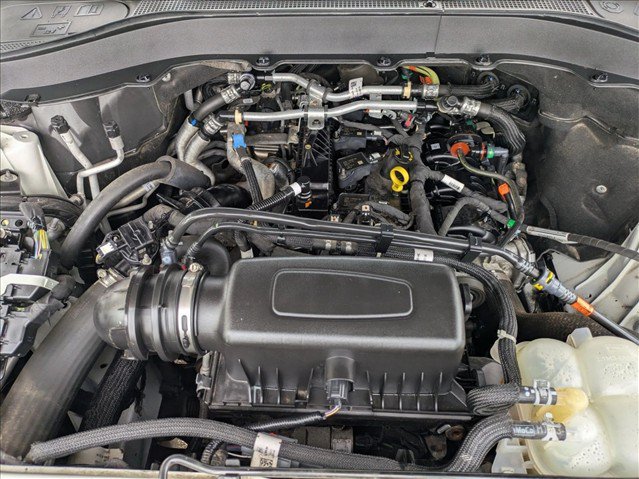 Used 2022 Ford Explorer XLT AWD/4WD image 22