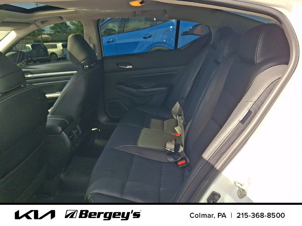 Used 2021 Nissan Altima 2.5 SL FWD image 12