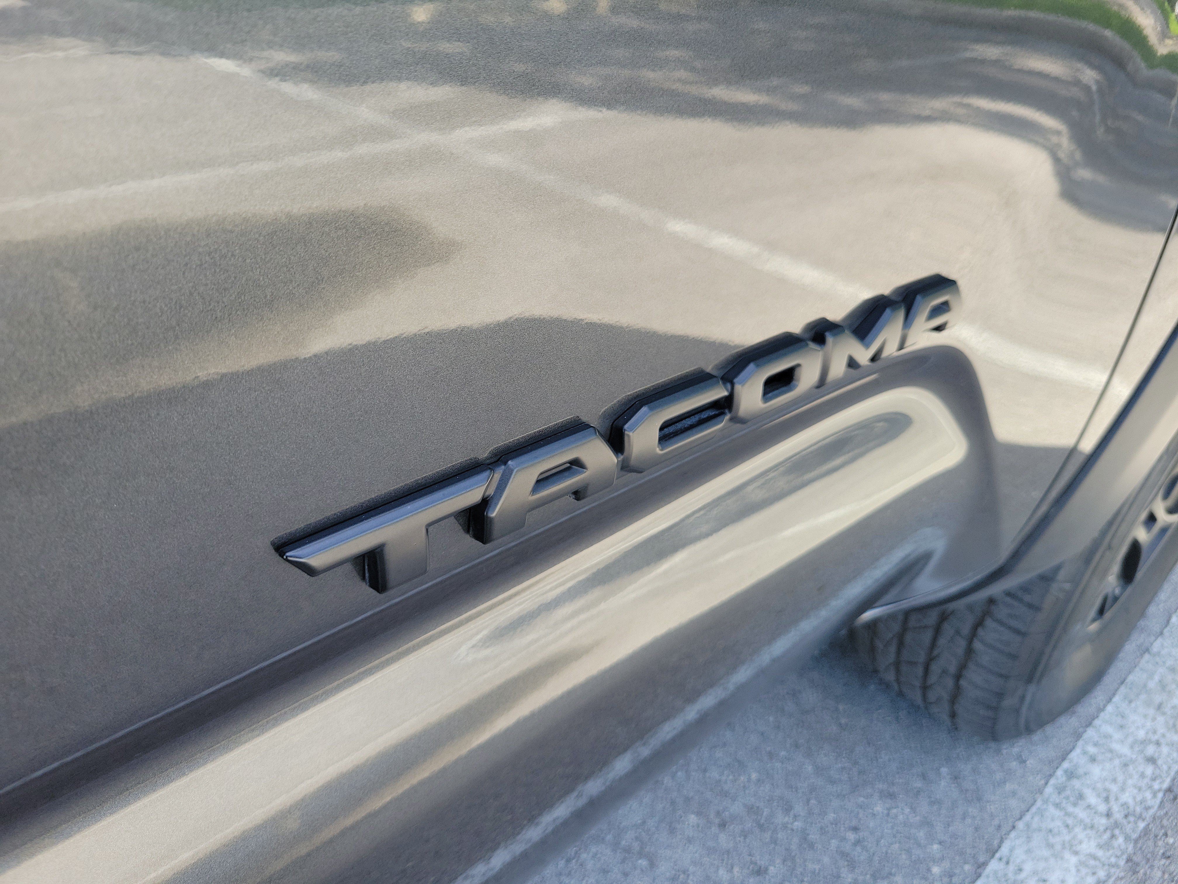 Used 2023 Toyota Tacoma SR5 RWD image 9