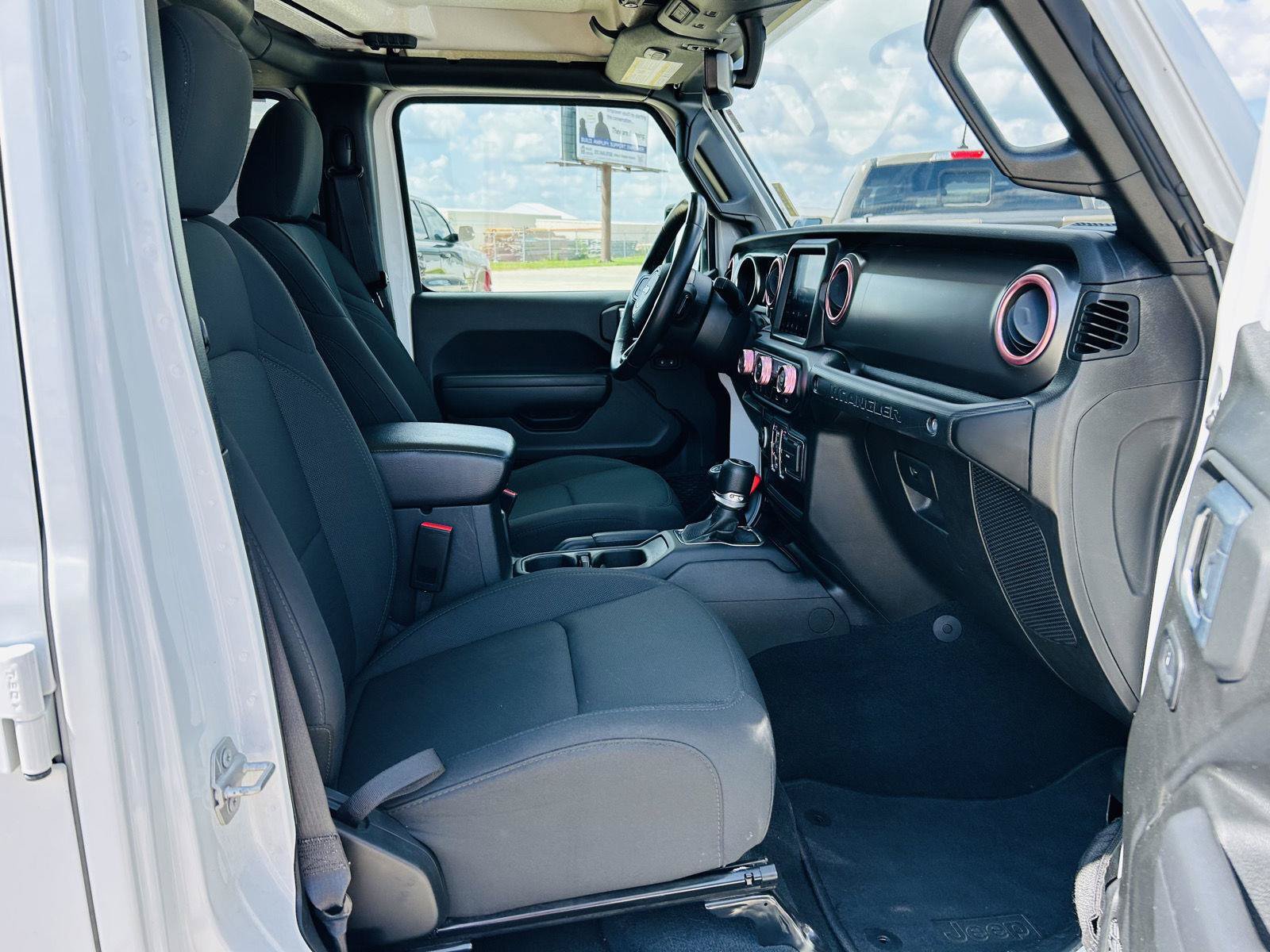 Used 2022 Jeep Wrangler Unlimited Sport AWD/4WD image 28