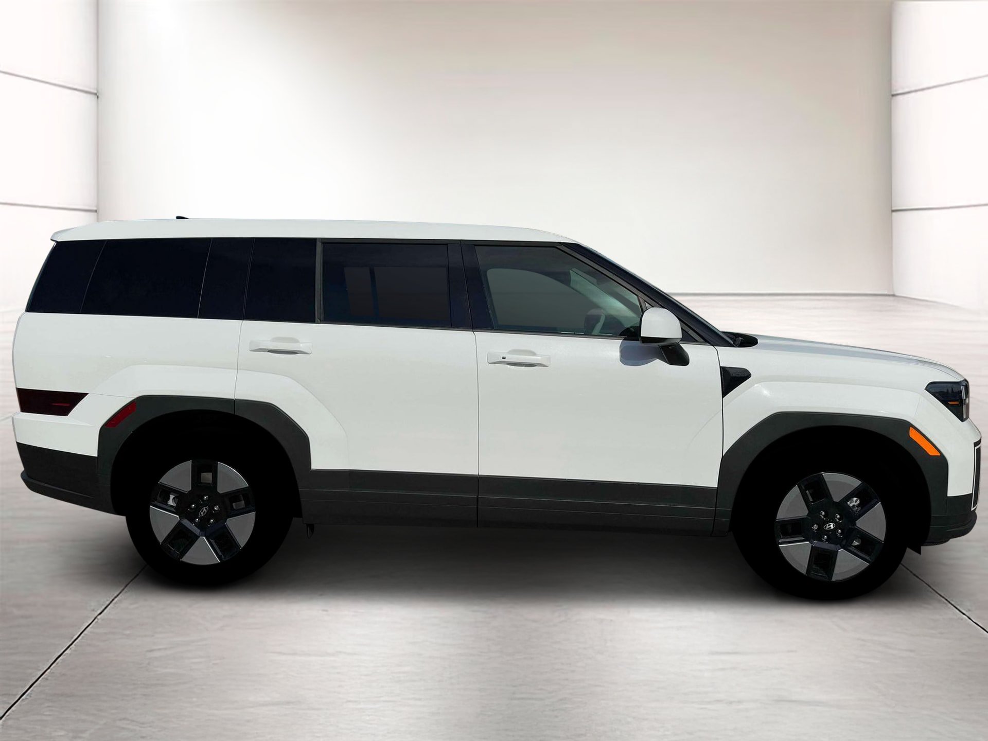 New 2026 Hyundai Santa Fe SE FWD image 9