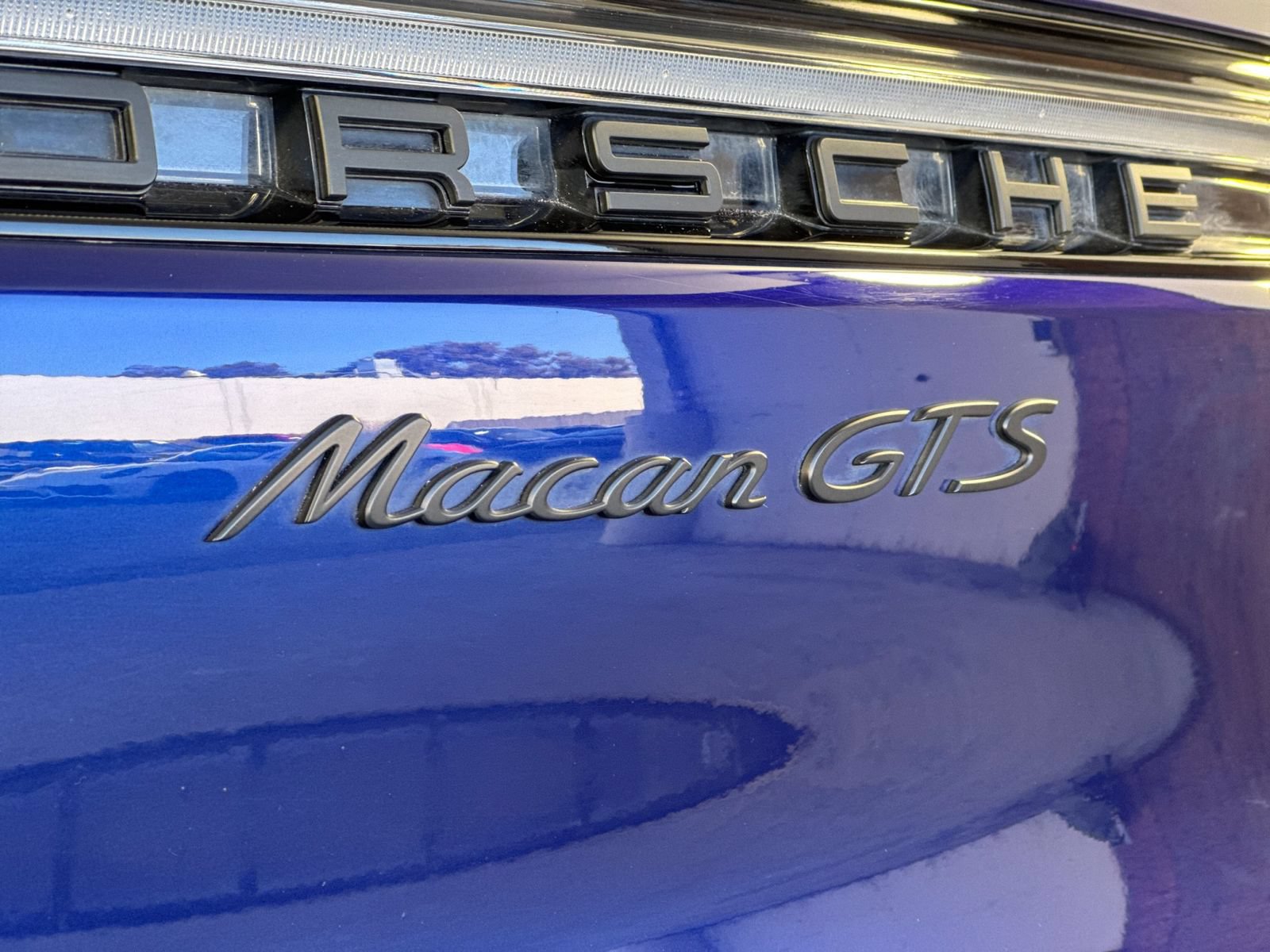 Certified 2024 Porsche Macan GTS AWD/4WD image 34