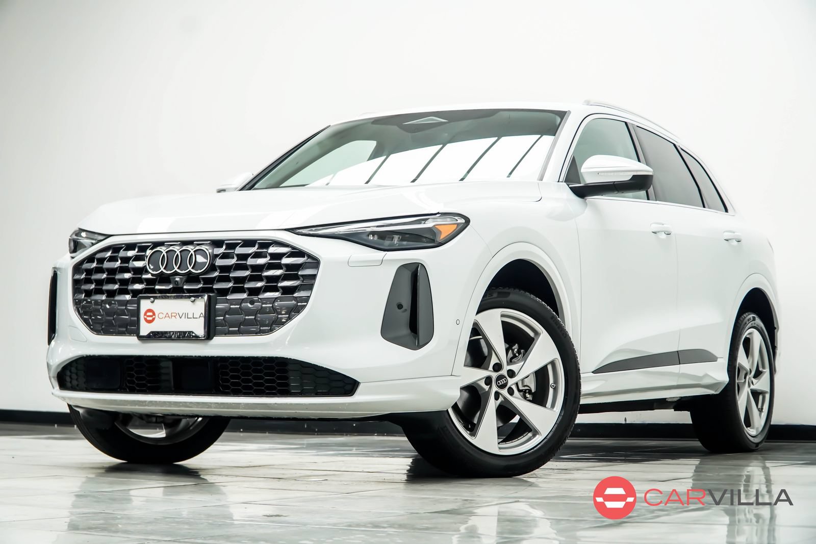 Used 2025 Audi Q5 Premium Plus w/ Premium Plus AWD/4WD video 1