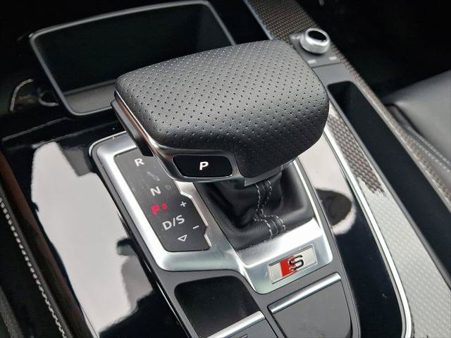 Certified 2023 Audi SQ5 Premium Plus w/ Premium Plus Package AWD/4WD image 16