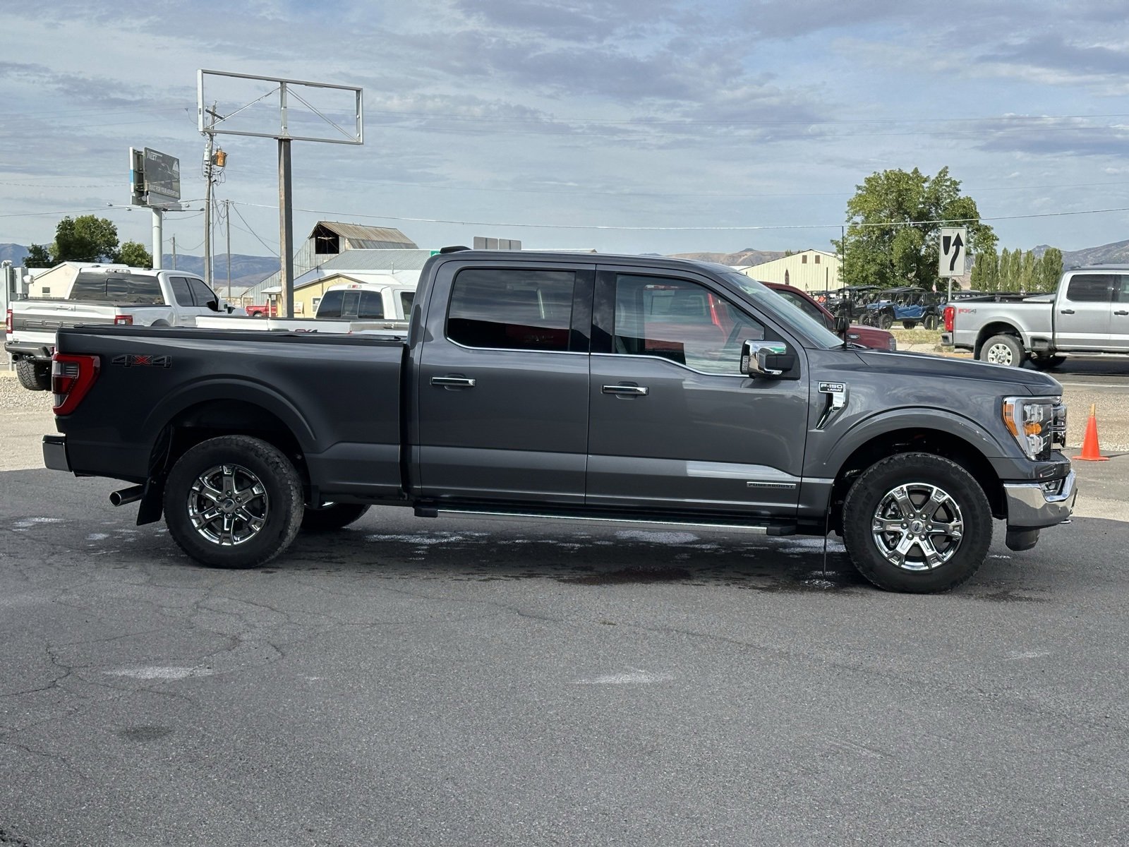 Used 2022 Ford F150 Lariat image 3