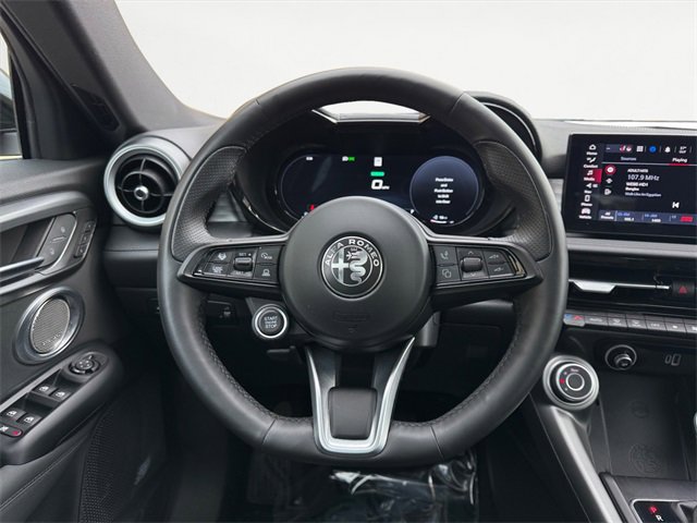 Used 2024 Alfa Romeo Tonale Ti image 12