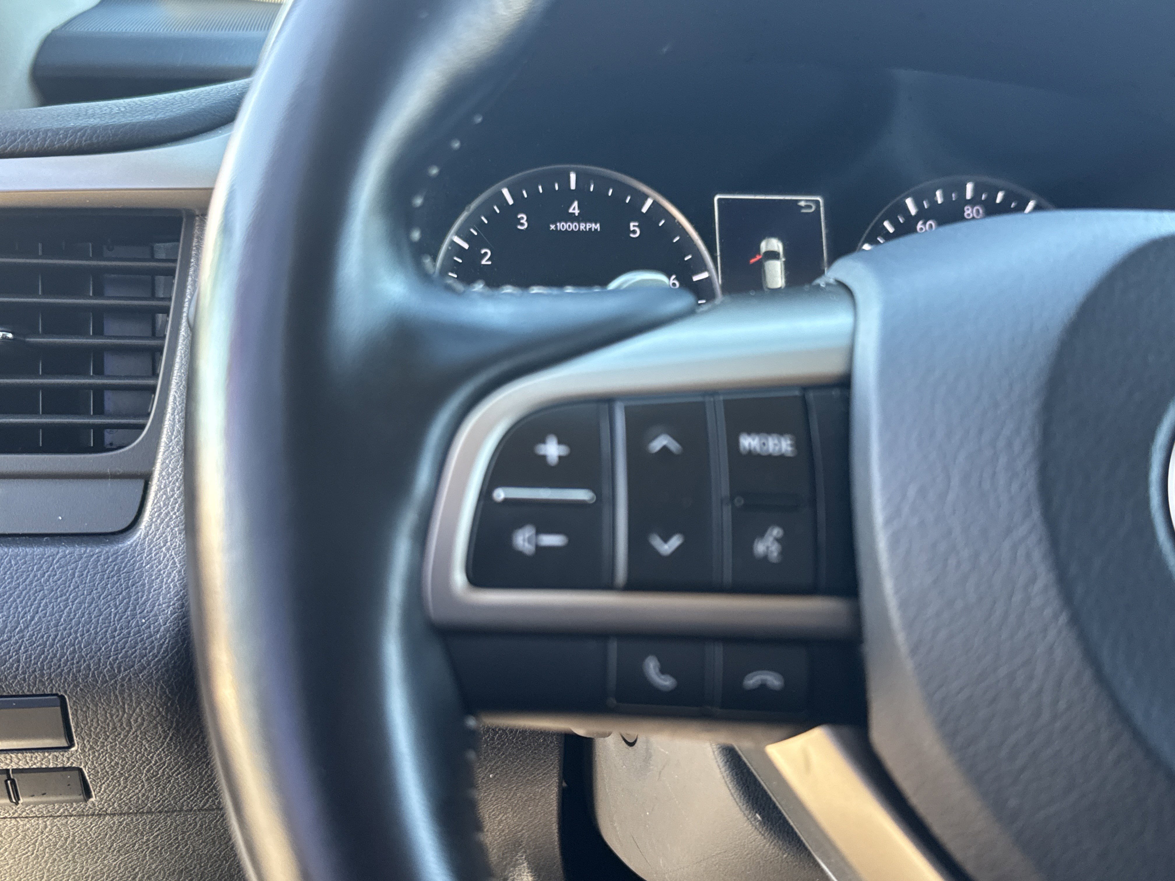 Used 2021 Lexus RX 350L FWD w/ Premium Package image 19