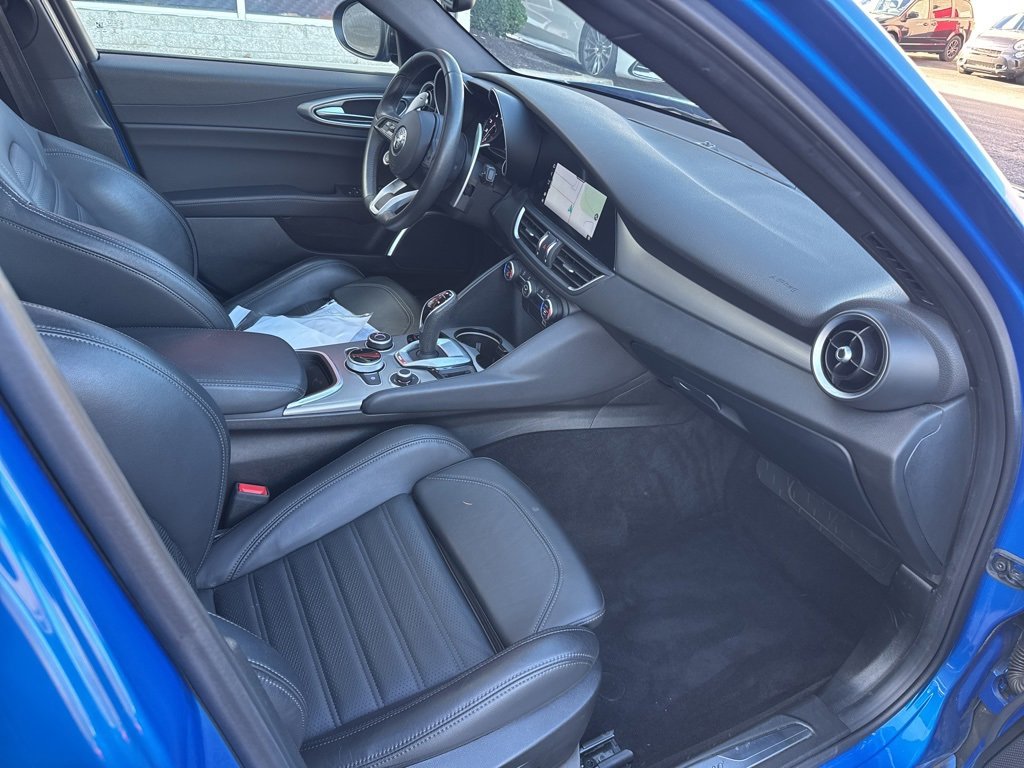 Used 2022 Alfa Romeo Giulia Veloce image 61