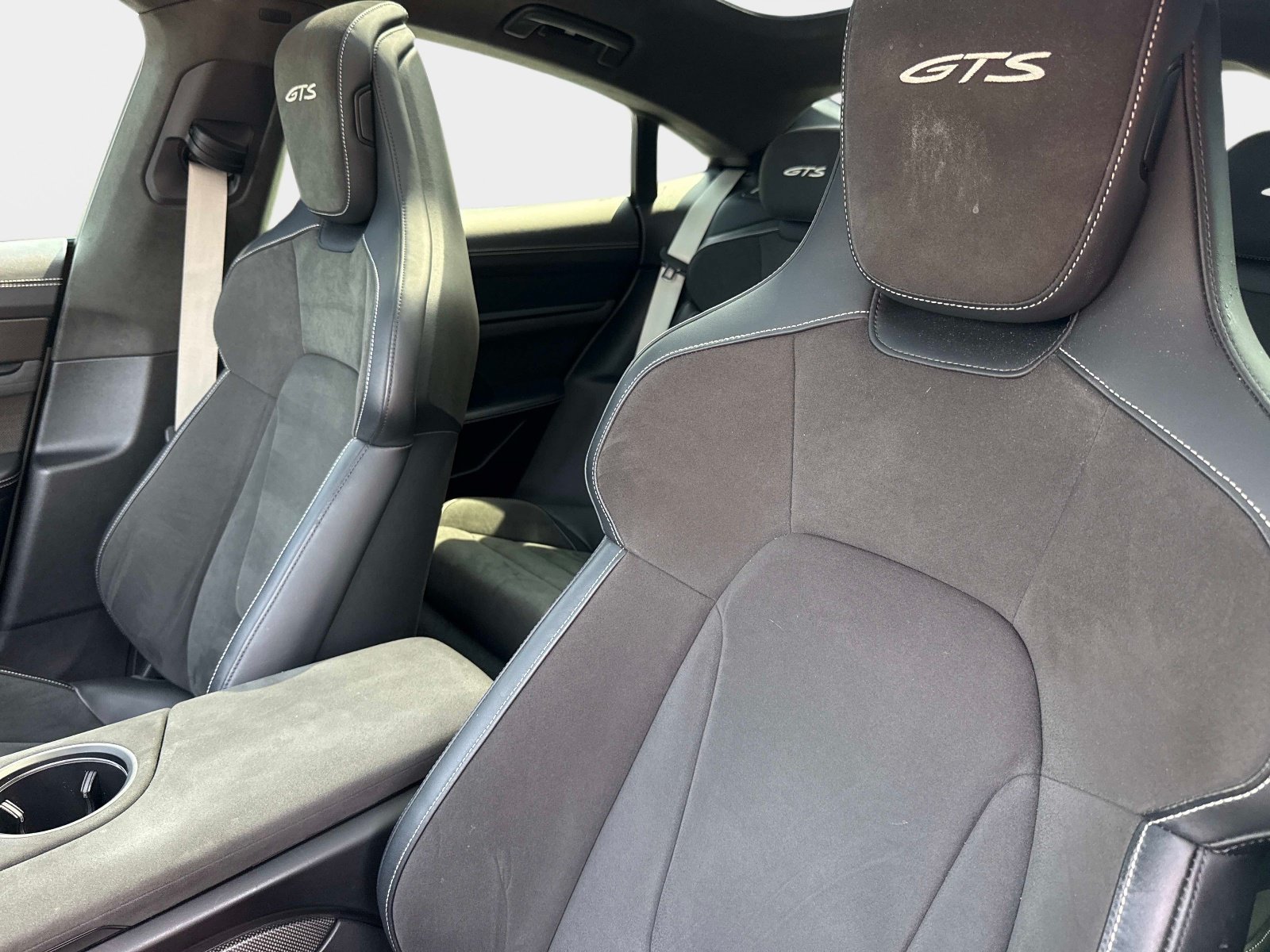 Used 2024 Porsche Taycan GTS AWD/4WD image 19