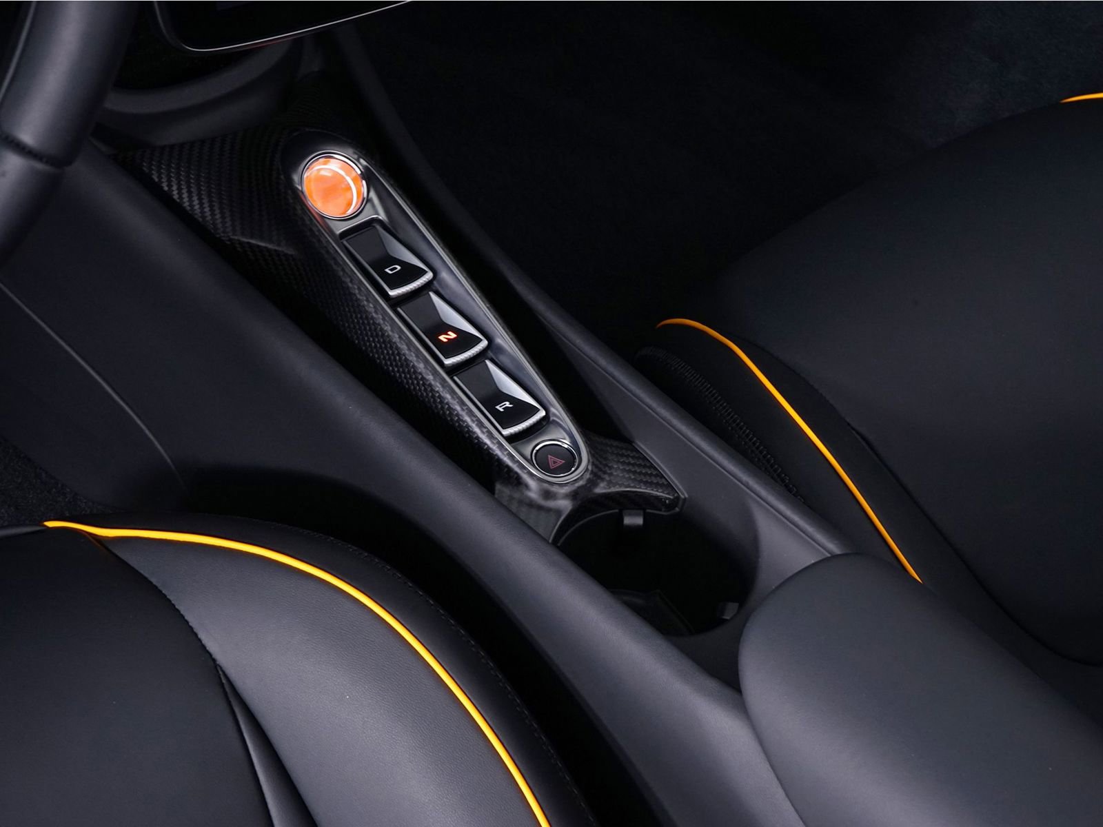 New 2025 McLaren Artura Spider image 25