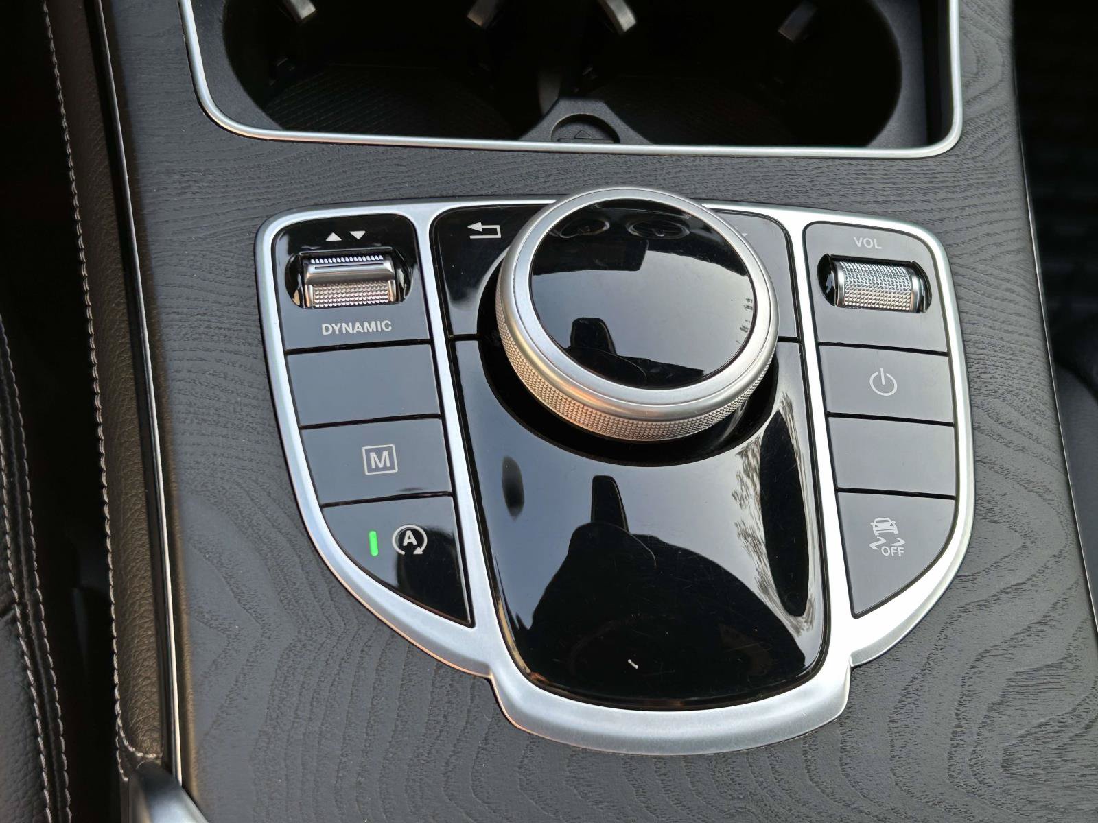 Used 2018 Mercedes-Benz GLC 300 4MATIC image 39