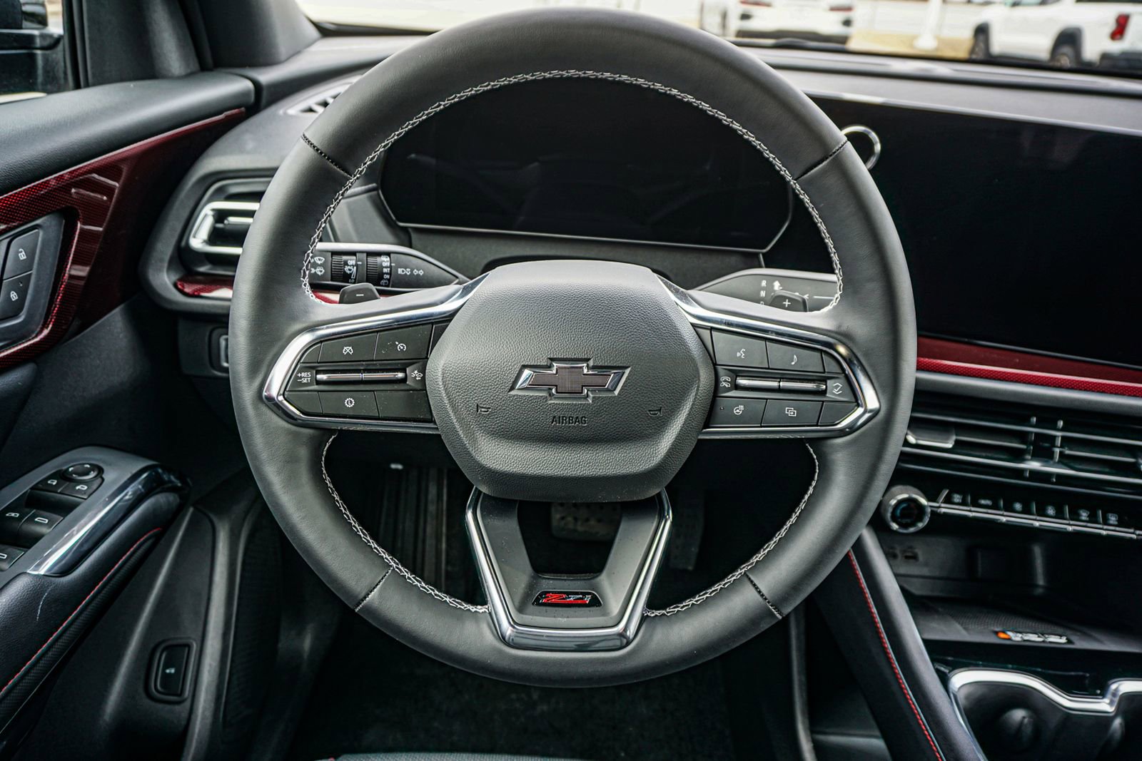 New 2026 Chevrolet Traverse Z71 w/ Driver Confidence Package image 25