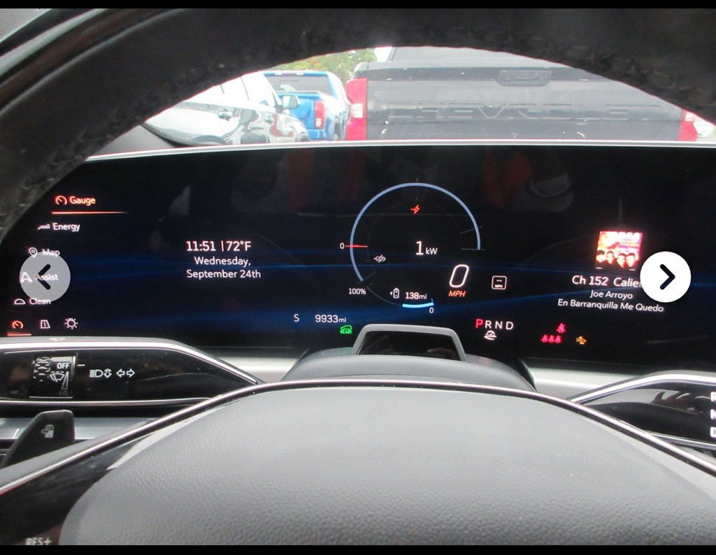 Used 2024 Cadillac Lyriq Luxury w/ LPO, Floor Liner Package image 9