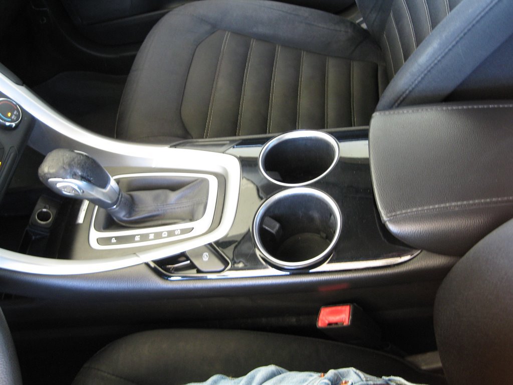 Used 2013 Ford Fusion SE FWD image 23