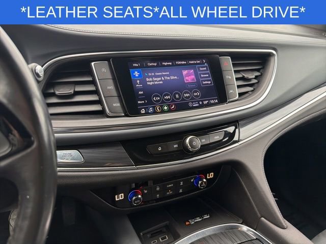 Used 2023 Buick Enclave Essence w/ Sport Touring Edition AWD/4WD image 31