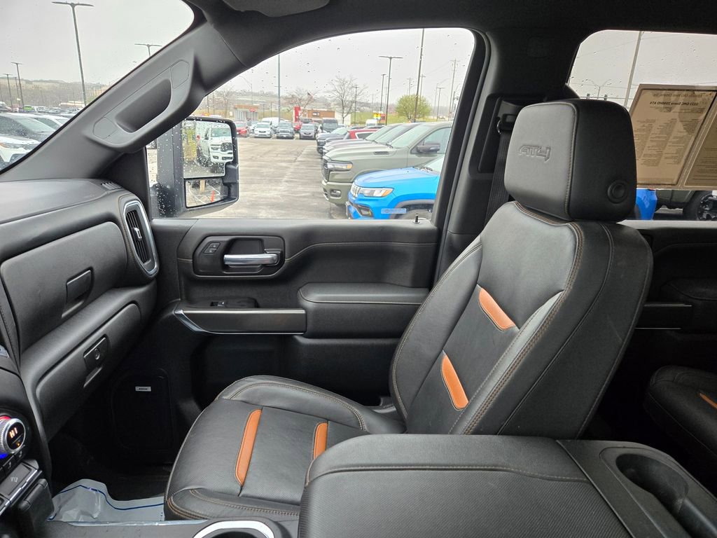 Used 2023 GMC Sierra 2500 AT4 w/ AT4 Preferred Package image 26