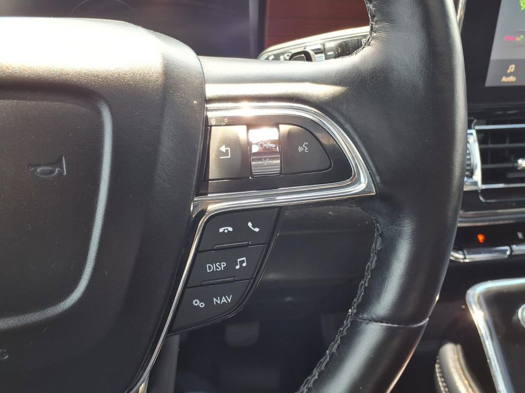 Used 2020 Lincoln Navigator Reserve AWD/4WD image 19