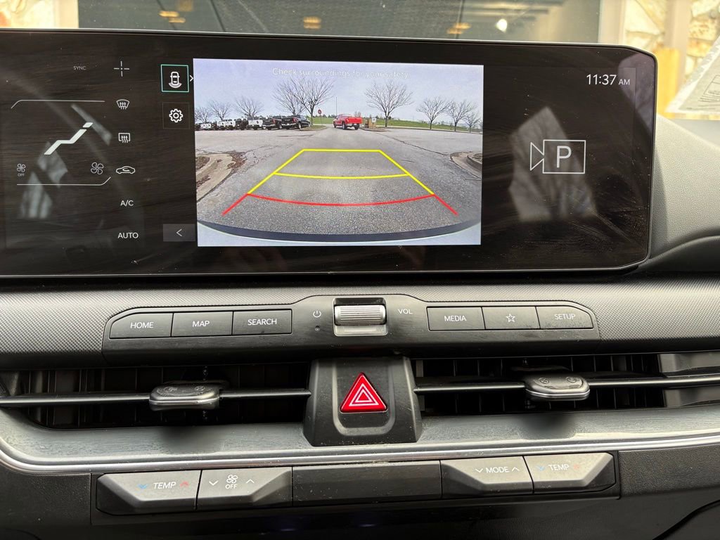 Used 2025 Kia K4 EX image 33