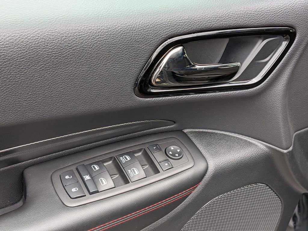Certified 2025 Dodge Durango GT w/ Blacktop Package image 12