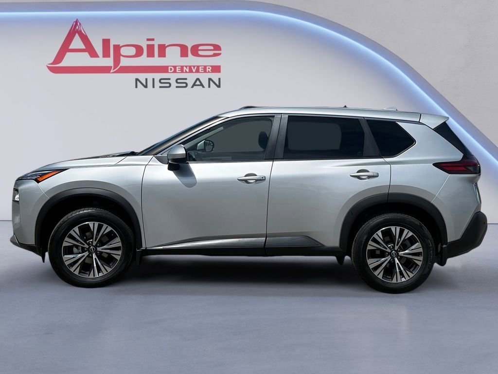 Used 2023 Nissan Rogue SV AWD/4WD image 2