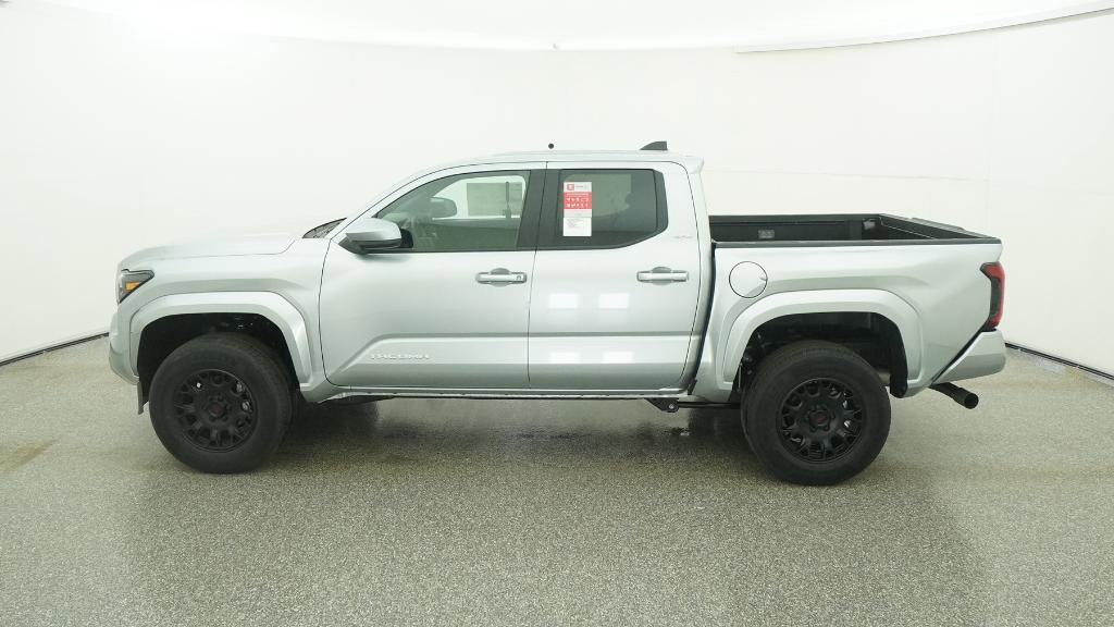 New 2025 Toyota Tacoma SR5 image 9