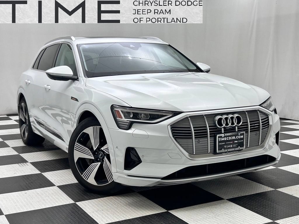 Used 2019 Audi e-tron Prestige w/ Prestige Package AWD/4WD image 1