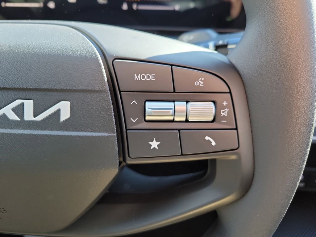 New 2026 Kia K4 LXS image 26
