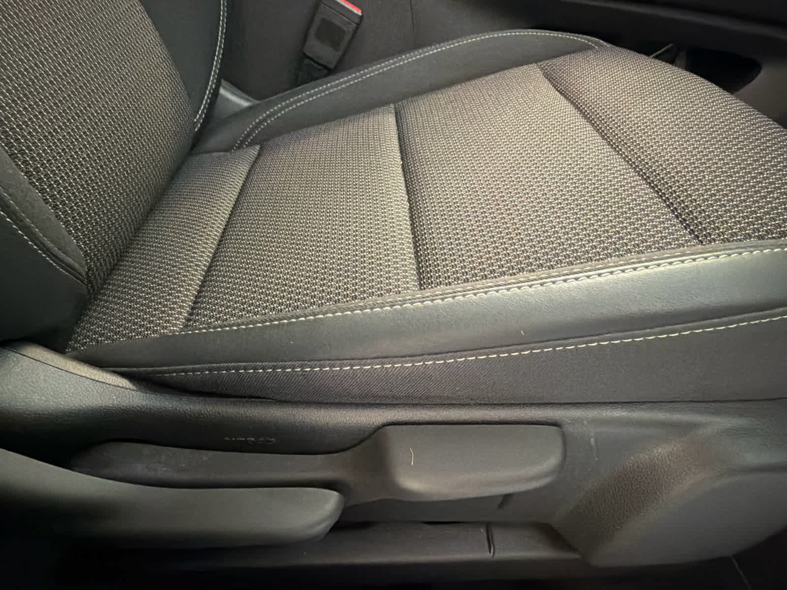 Used 2023 Buick Envision Preferred FWD image 27