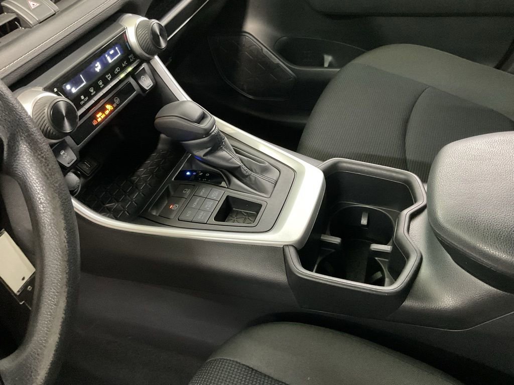 Used 2023 Toyota RAV4 LE image 18