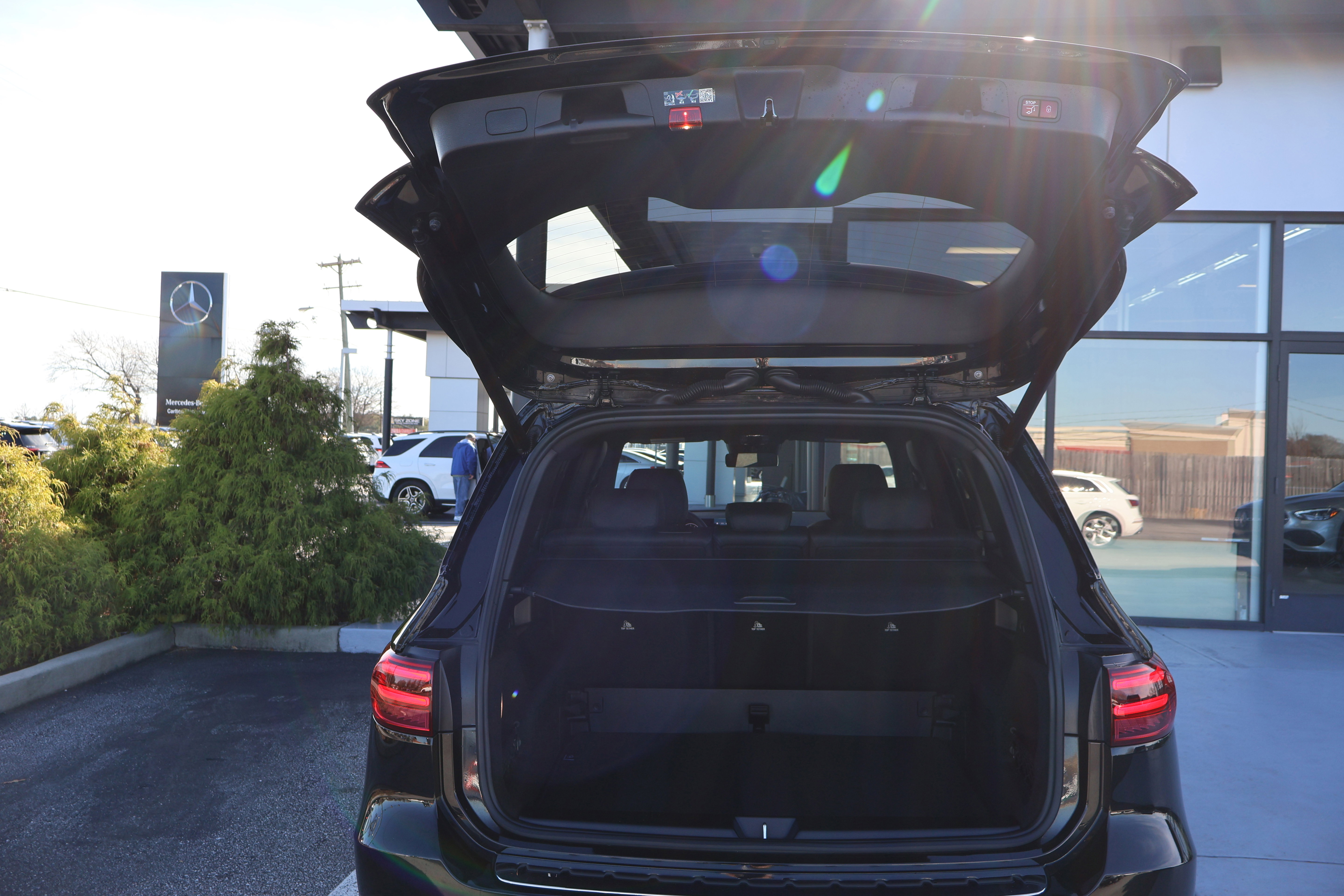 Certified 2024 Mercedes-Benz GLB 250 image 20