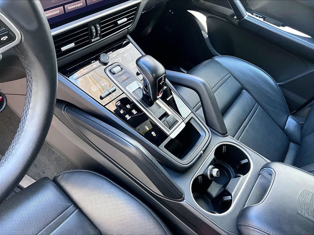 Certified 2023 Porsche Cayenne Platinum Edition AWD/4WD image 20