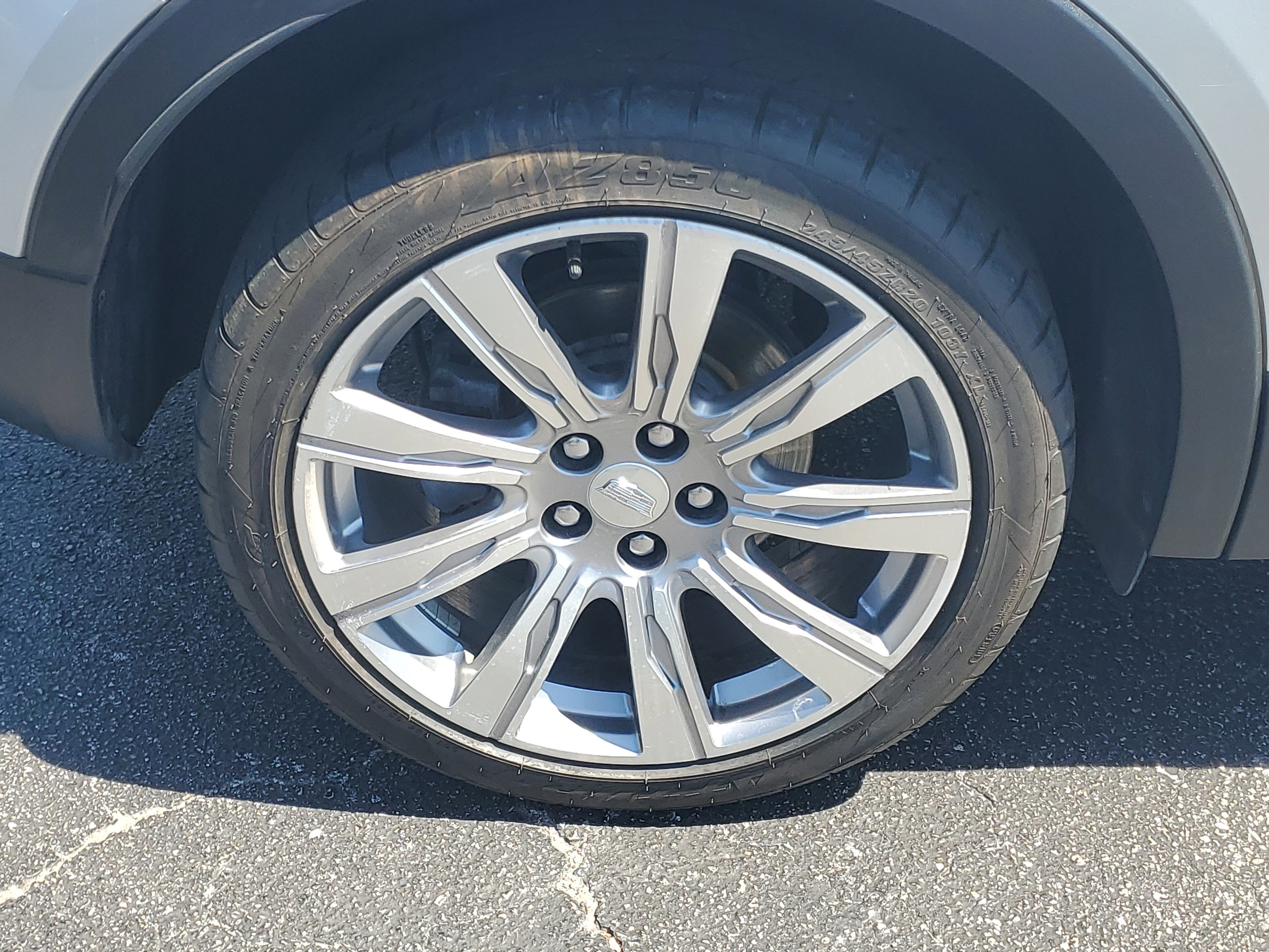 Used 2019 Cadillac XT4 Premium Luxury FWD image 8