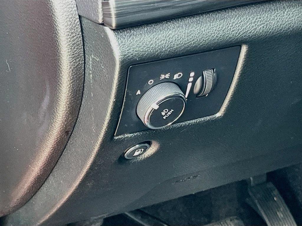 Certified 2022 Jeep Grand Cherokee Laredo X RWD image 10