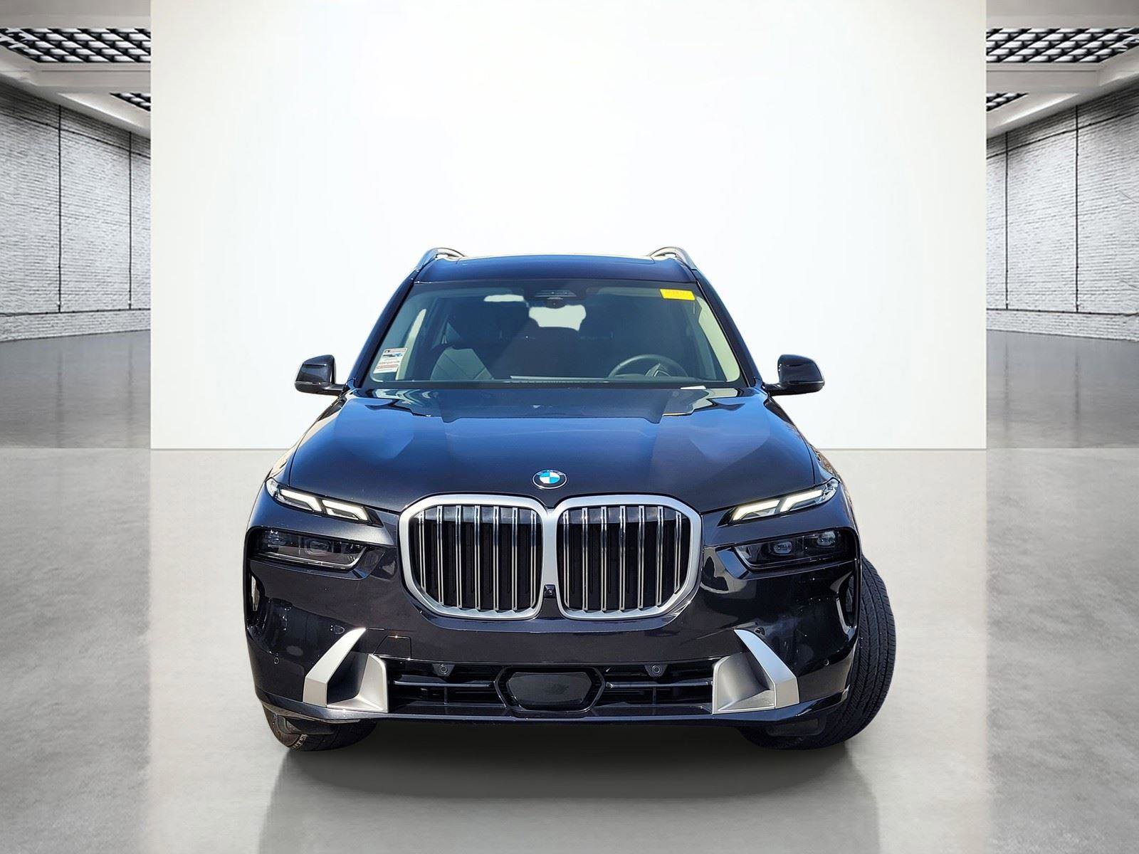 Certified 2024 BMW X7 xDrive40i image 4
