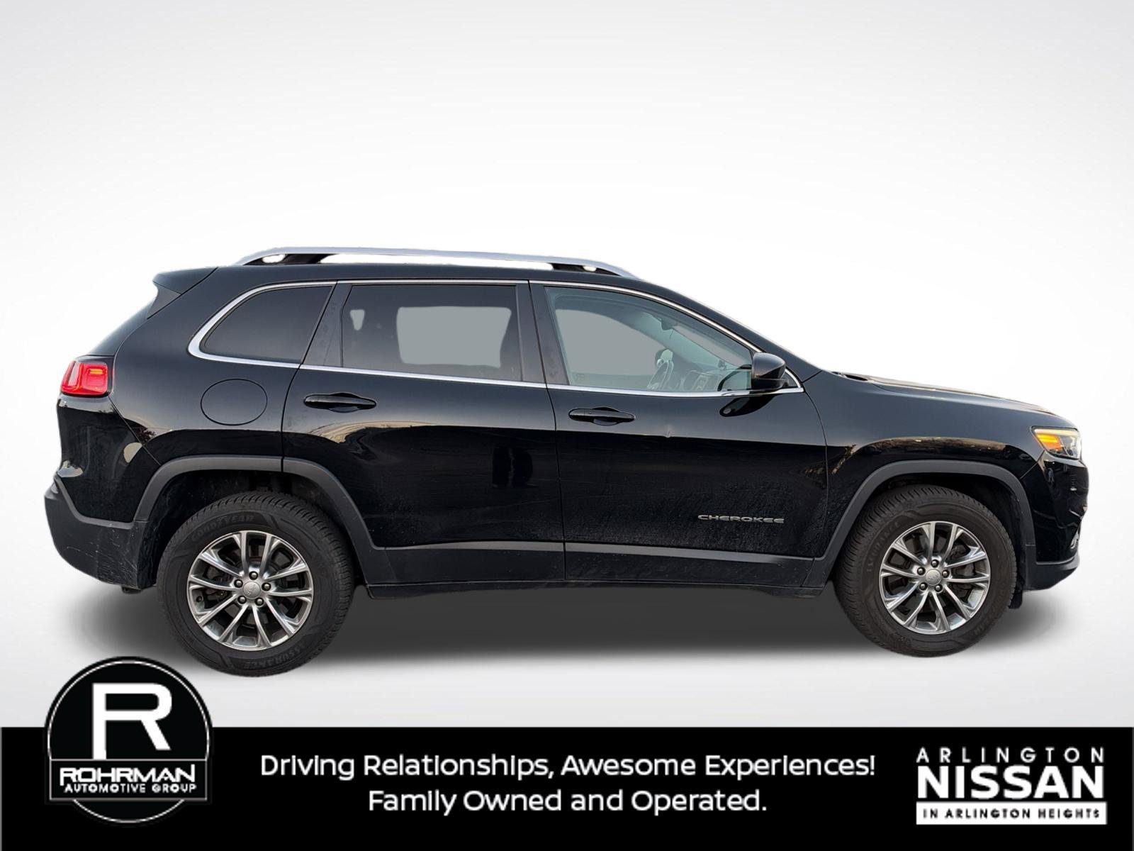 Used 2019 Jeep Cherokee Latitude Plus w/ Comfort/Convenience Group AWD/4WD image 8