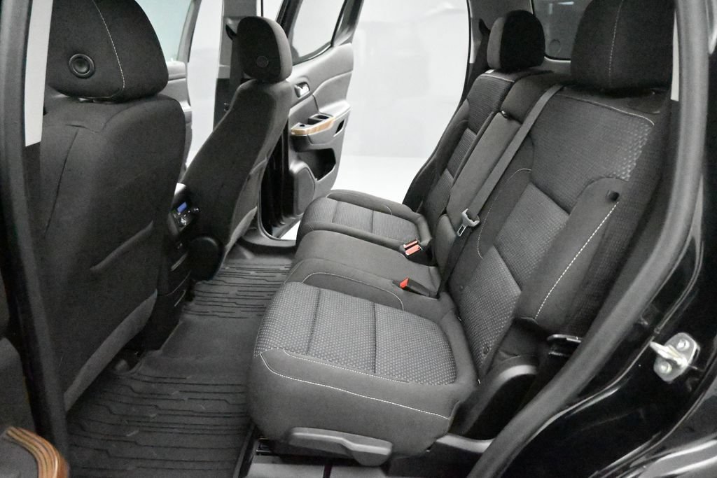 Used 2021 GMC Acadia SLE w/ LPO, Floor Liner Package AWD/4WD image 19